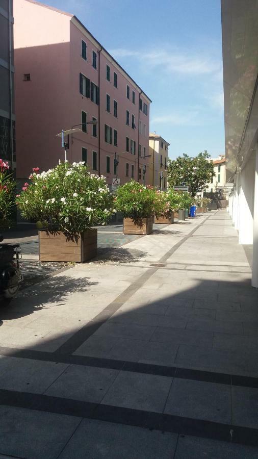 Bilocale Nell'Antica Darsena Apartment ซาโวนา ภายนอก รูปภาพ